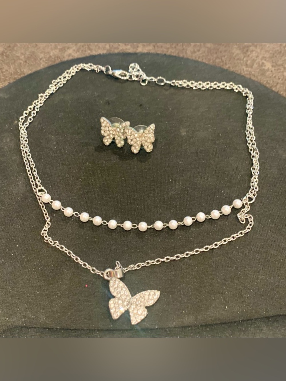 Silver Pearl & Crystal Butterfly Necklace Set - Women's Jewelry
